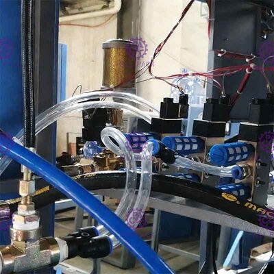 3 Gallon 5 Gallon 10 Liters 15l 20l 120bph Semi Automatic Pet Bottle Blowing Machine supplier