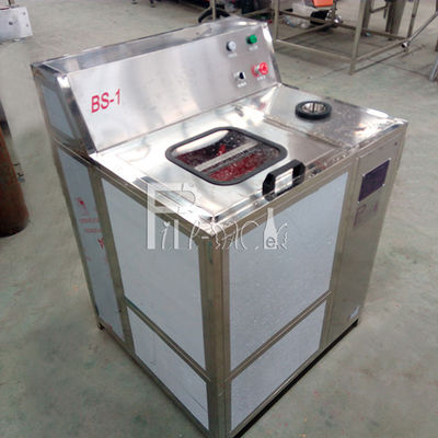 SUS 304 Pipe Connection 300 BPH Gallon Water Plant supplier