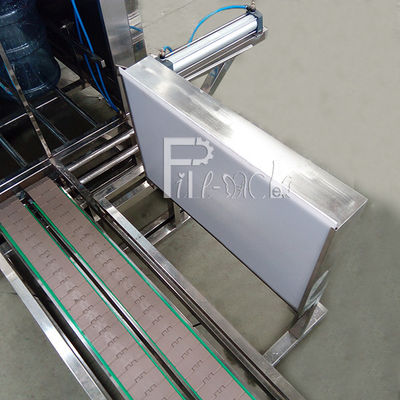 Double Bottle Holders Line 300BPH 3 Gallon Filling Machine supplier