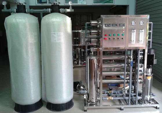 Drinkable 3000lph Reverse Osmosis Water Treatment Machine FRP Filter Tank supplier