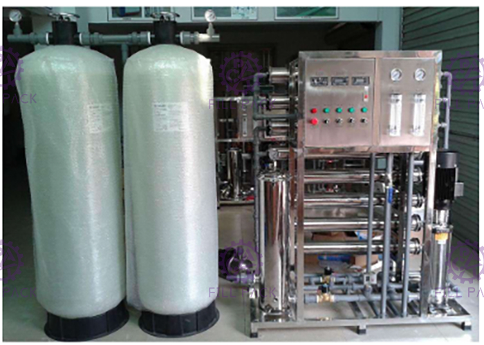 Drinkable 3000lph Reverse Osmosis Water Treatment Machine FRP Filter Tank supplier