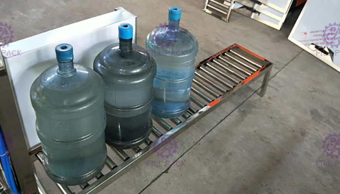 Roller Conveyor Gallon Water Plant Consumables For Gallon Bottle Production Line supplier