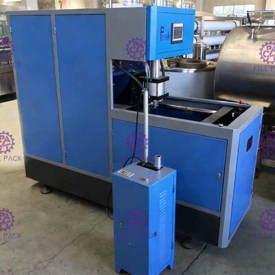 Air Pressure Blowing 120BPH PET Bottle Blow Molding Machine